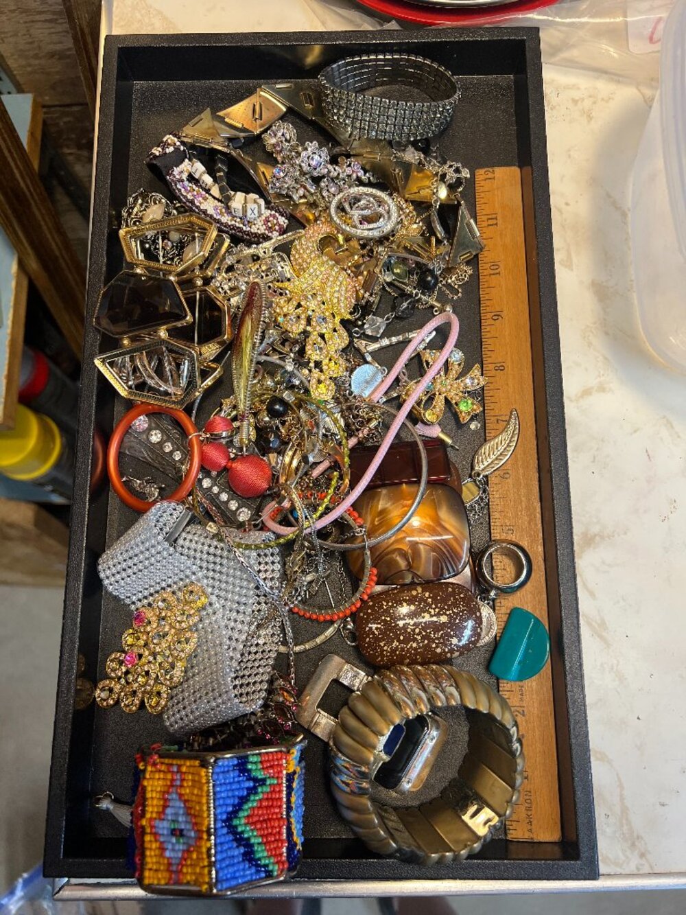Craft jewelry lot VV, 2+ pounds